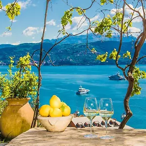 Villa Castello Portovenere, Porto Venere